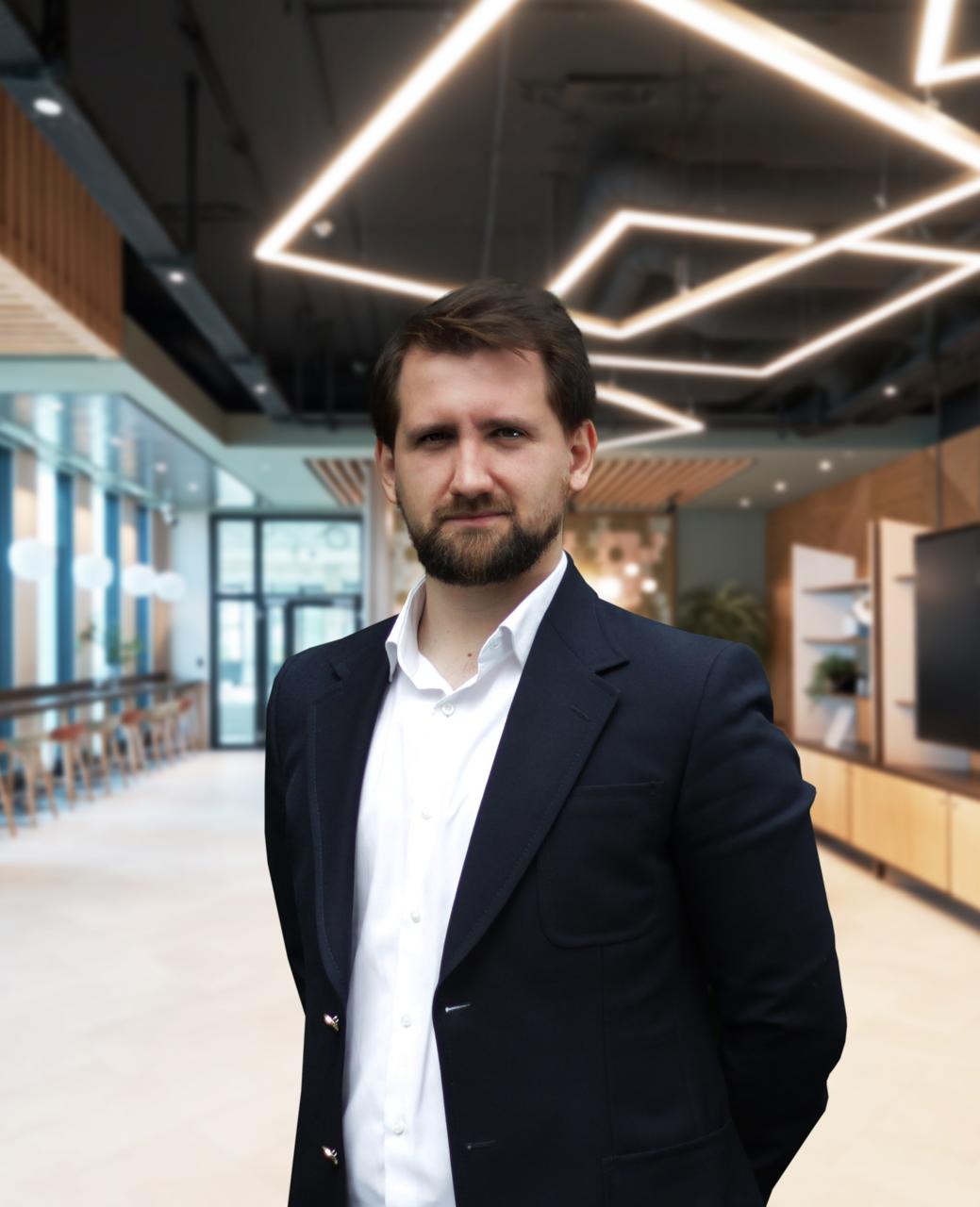 Никита Константинов