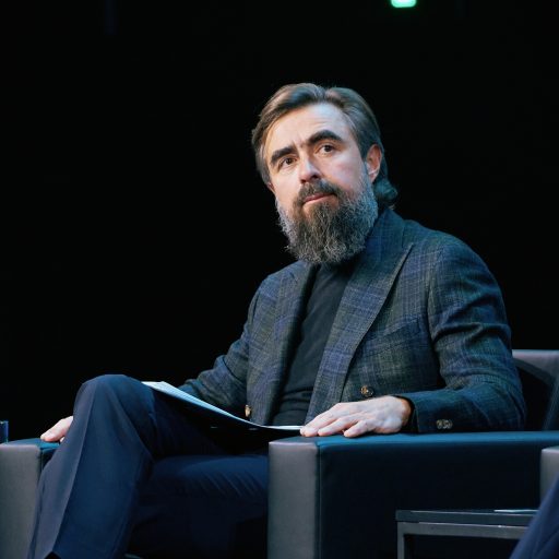 Василий Селиванов: Мы строим с IT-точностью, но продаем через личное общение