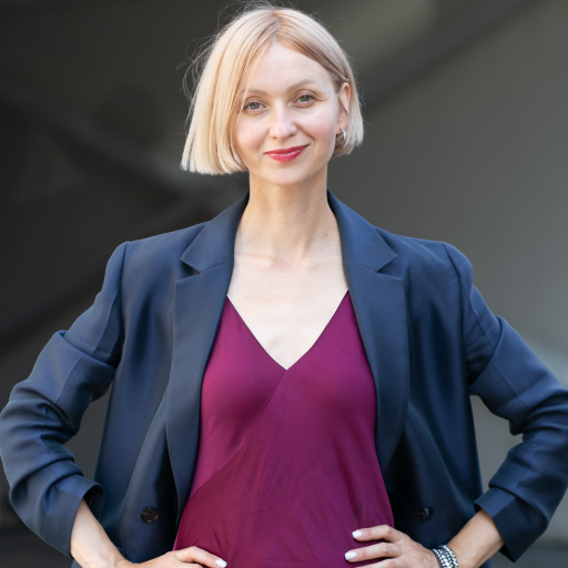 Лицо вместо логотипа: почему люди покупают у людей, а не у застройщиков