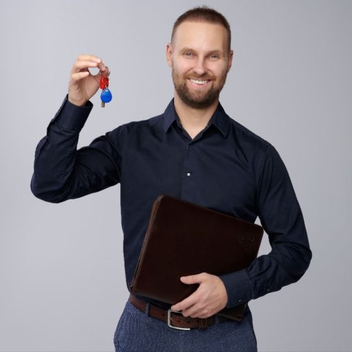 Руководитель ЭВО: как оценить квартиру для продажи в Санкт-Петербурге