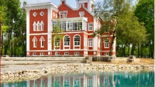 Усадьба Гверстянка. Дом сквозь века