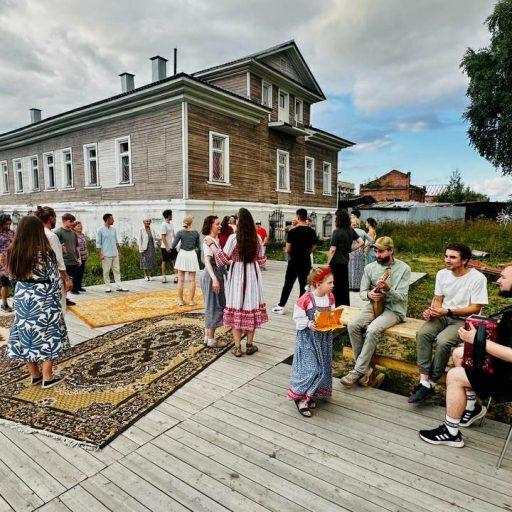 Творческий пульс Архангельска: история арт-группы «Поморцы»
