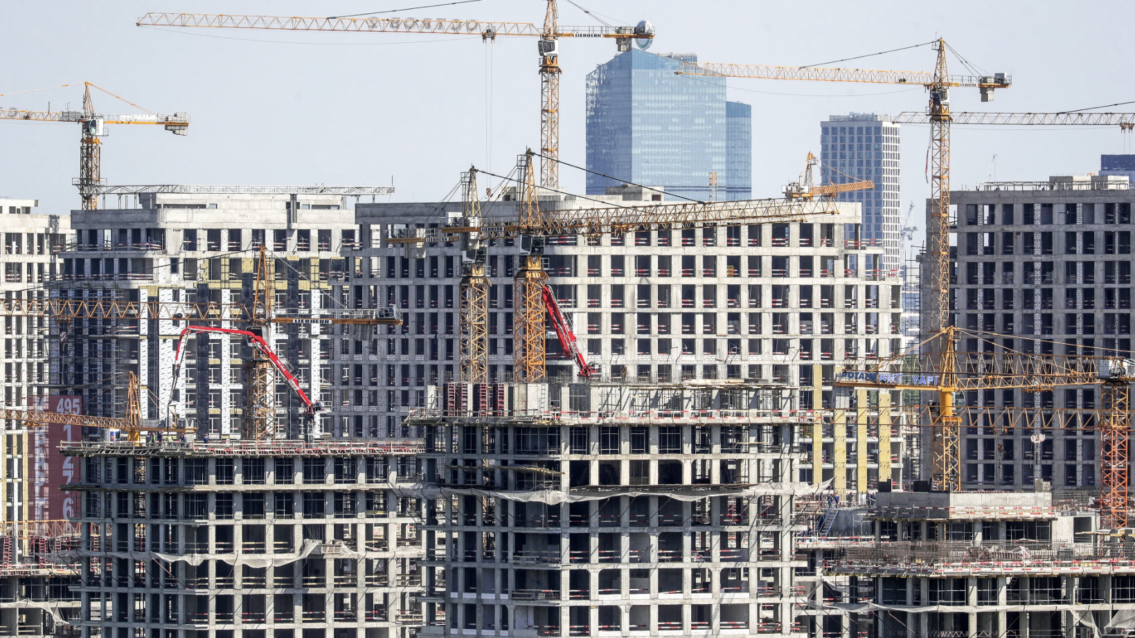 Продажи жилья в новостройках шести российских мегаполисов превысили результаты 2024 года