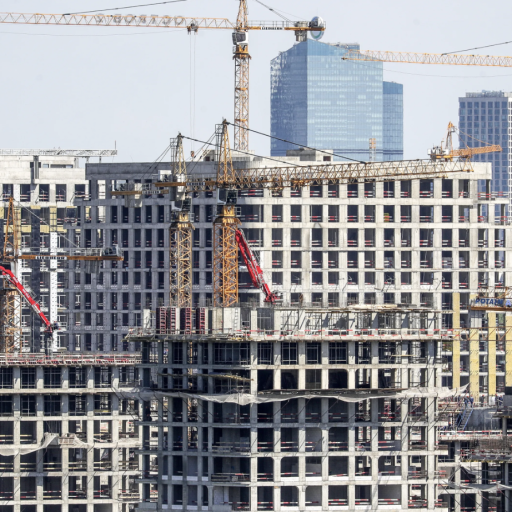 Продажи жилья в новостройках шести российских мегаполисов превысили результаты 2024 года