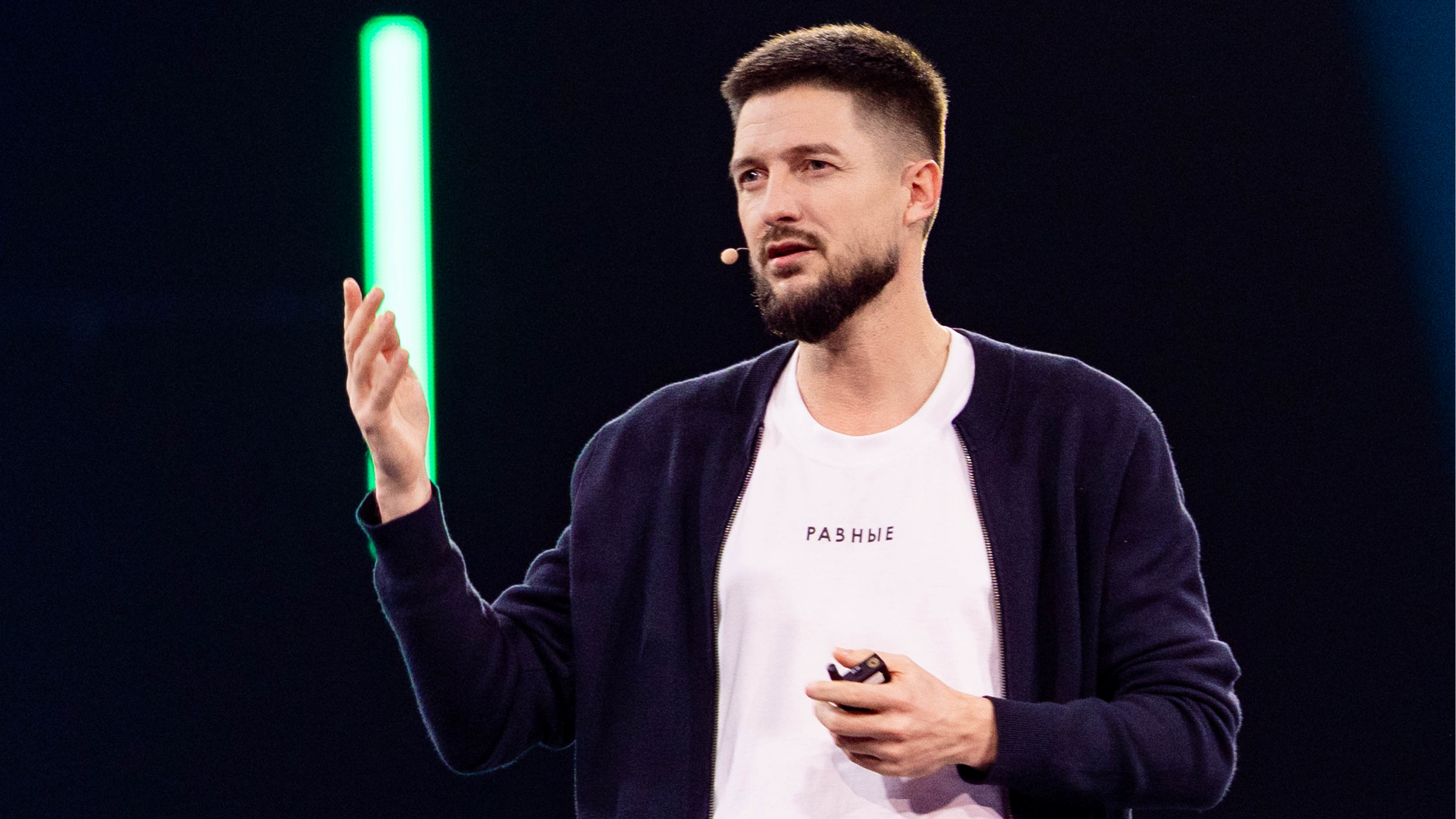 «ПОДДЕЛЬНАЯ» организация устраивает собрание для нелегальных членов