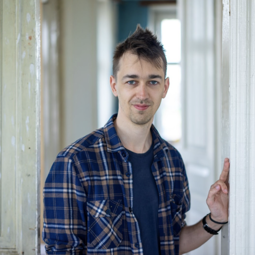 Как Иван Магарев купил «замок» на Авито и решил спасти историю Устья