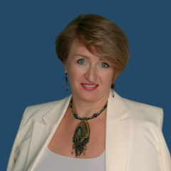 Александра Колесникова